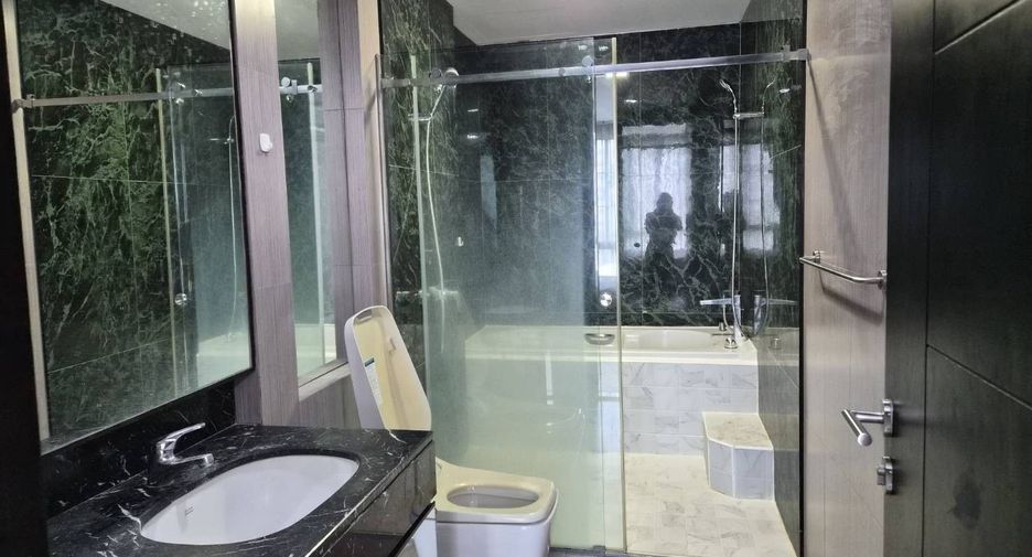 Condo en alquiler de 2 habitaciones en Watthana, Bangkok