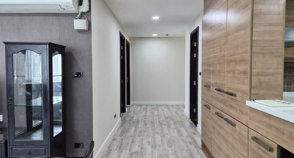 Condo en alquiler de 2 habitaciones en Watthana, Bangkok
