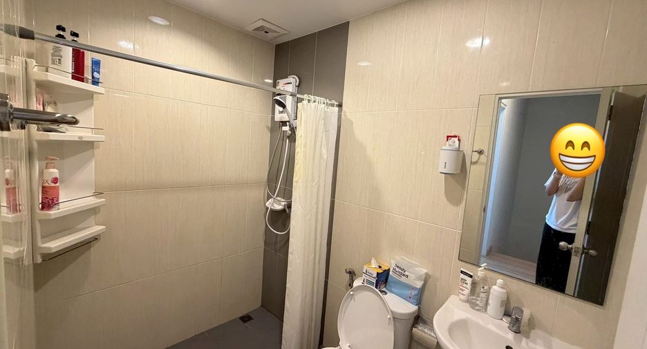 For sale 3 bedrooms townhouse in Lat Krabang, Bangkok