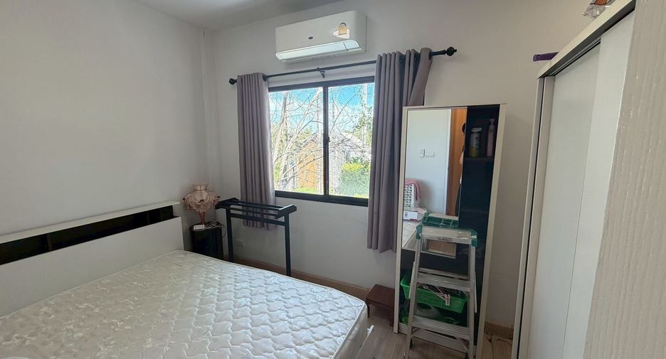 For sale 3 bedrooms townhouse in Lat Krabang, Bangkok