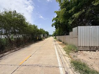 Terreno en venta en Bang Phli, Samut Prakan