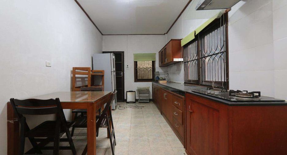 For sale 3 bedrooms house in Mueang Chiang Mai, Chiang Mai