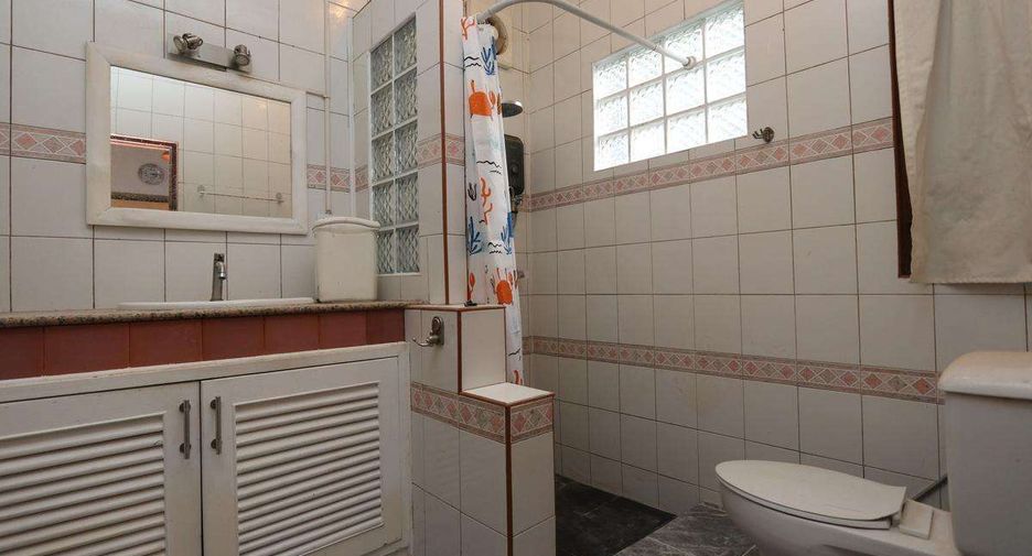 For sale 3 bedrooms house in Mueang Chiang Mai, Chiang Mai