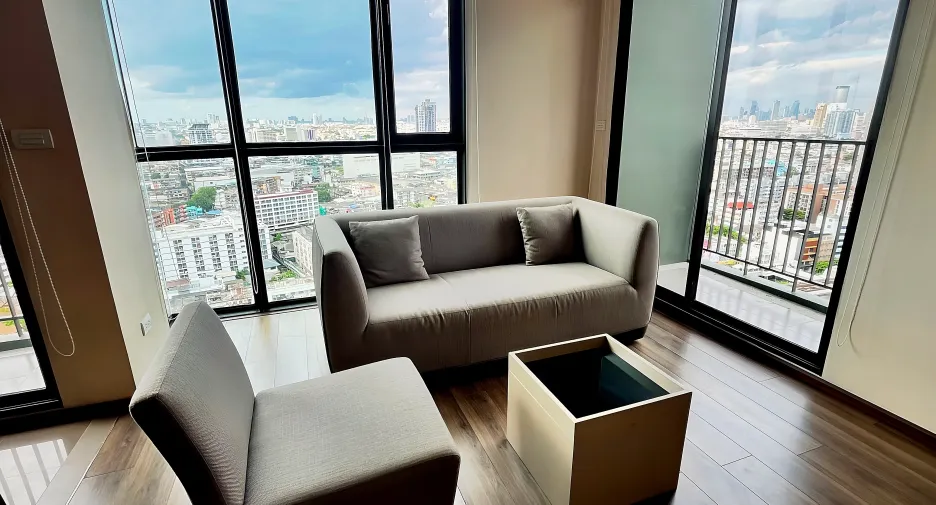 For sale 2 ベッドルーム condo in Khlong San, Bangkok