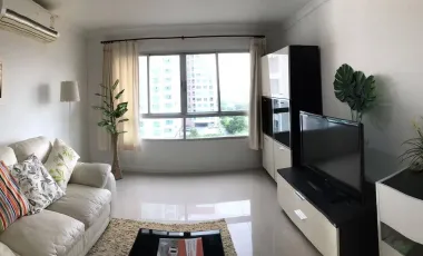À vendre 2 chambres condo à Huai Khwang, Bangkok