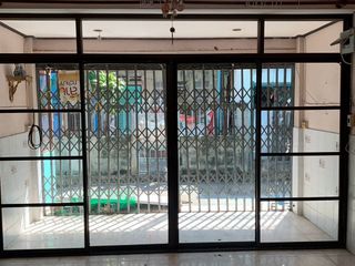 Casa adosada en venta de 5 habitaciones en Bang Sue, Bangkok