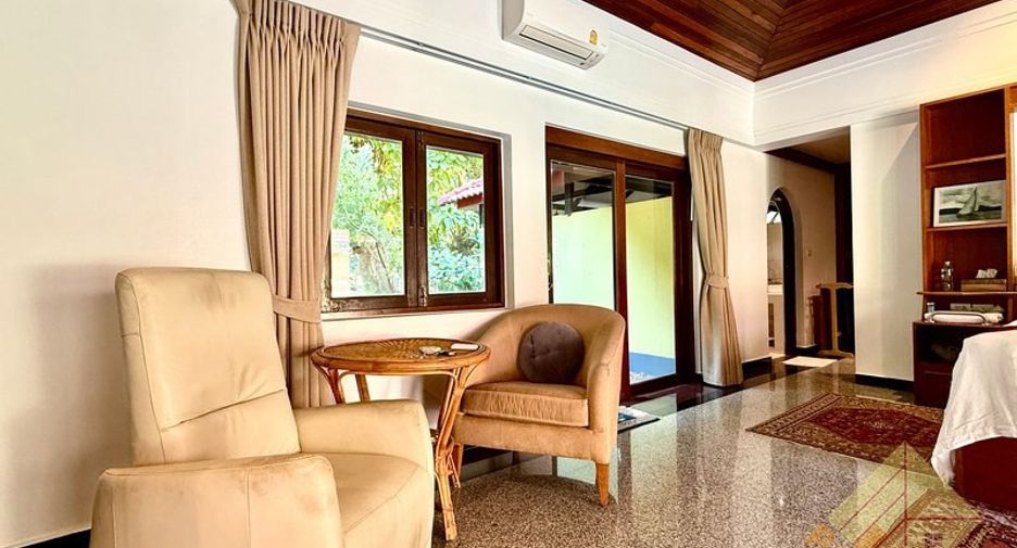 Casa en venta de 4 habitaciones en Bang Saray, Pattaya