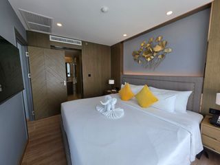 For sale 2 ベッドルーム condo in Mueang Phuket, Phuket