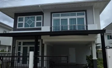 Casa en venta de 4 habitaciones en Thalang, Phuket