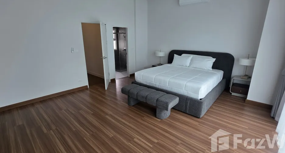 Casa en venta de 4 habitaciones en Thalang, Phuket