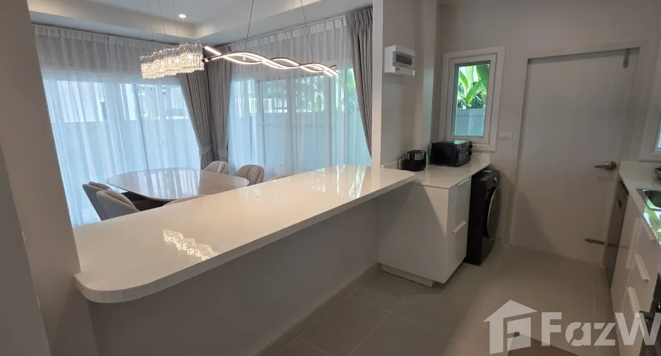 Casa en venta de 4 habitaciones en Thalang, Phuket