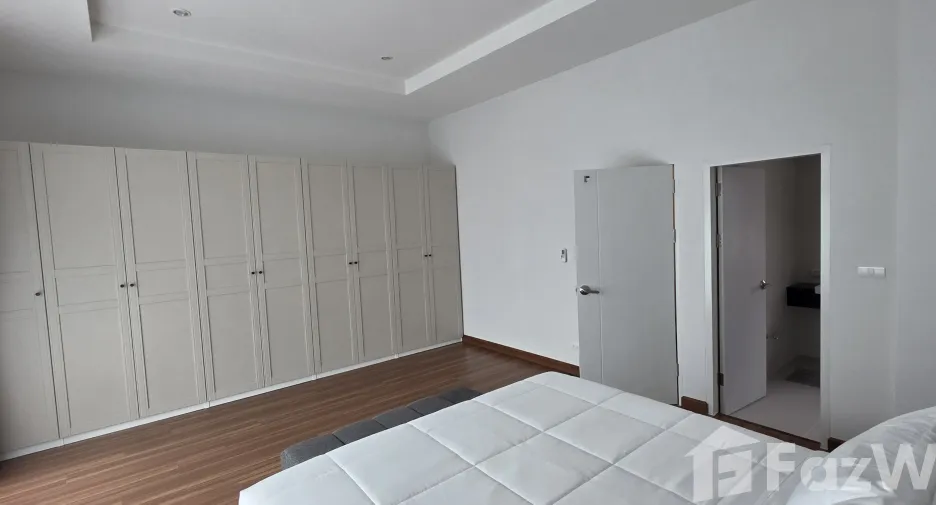 Casa en venta de 4 habitaciones en Thalang, Phuket