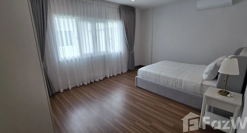Casa en venta de 4 habitaciones en Thalang, Phuket