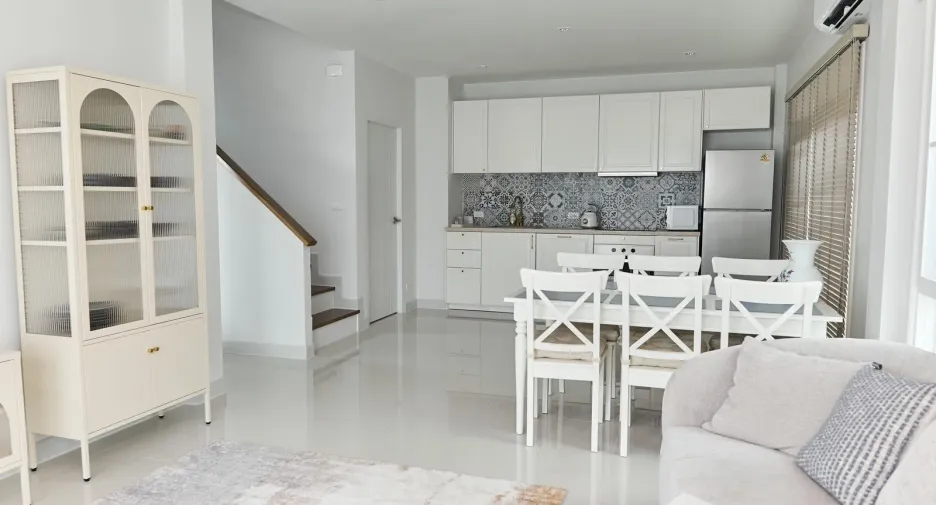 Casa en alquiler y en venta de 4 habitaciones en Thalang, Phuket