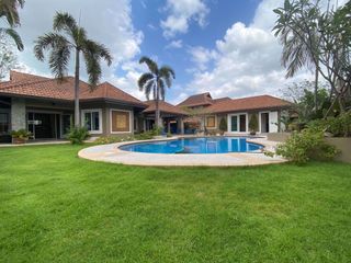 For sale 5 bedrooms house in Bang Lamung, Chonburi