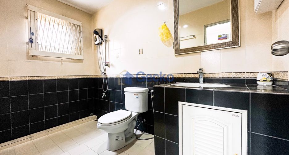For sale 3 bedrooms house in Bang Saray, Pattaya