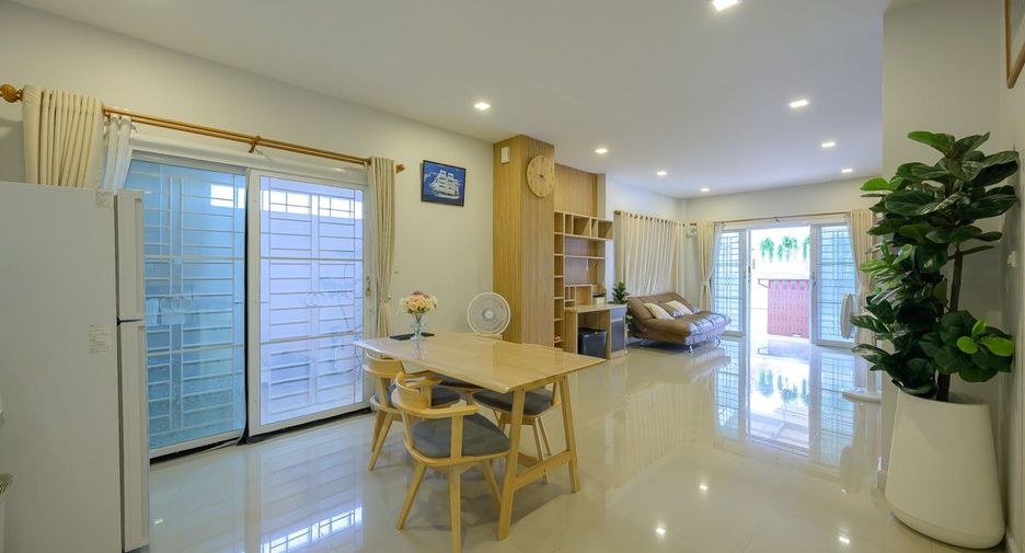 出售 3 卧室 独立屋 在 Bang Lamung, Chon Buri