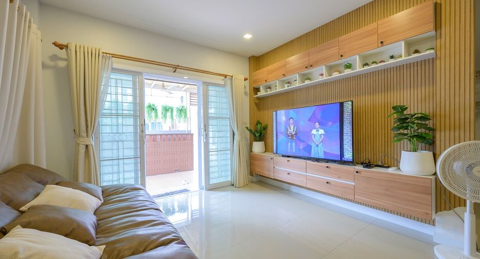 出售 3 卧室 独立屋 在 Bang Lamung, Chon Buri