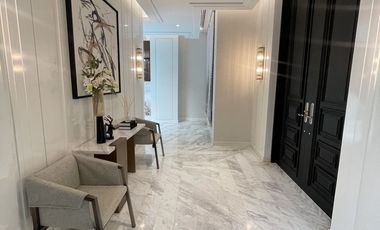 Haus zum Kauf mit 5 Zimmer in Saphan Sung, Bangkok