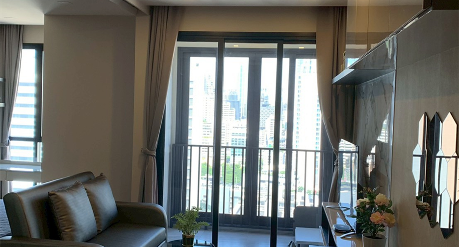 For sale 1 Beds condo in Khlong Toei, Bangkok
