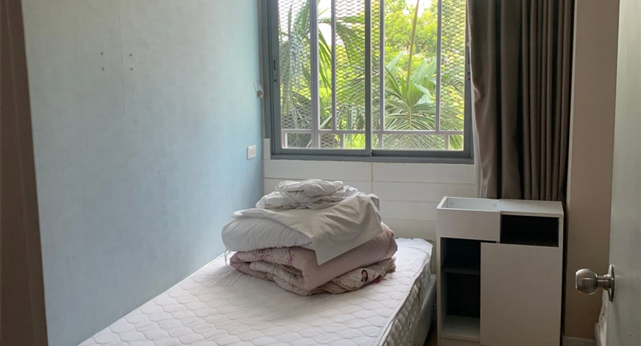 À vendre 2 chambres condo à Yan Nawa, Bangkok