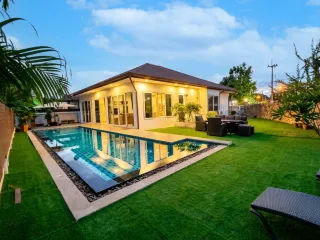 Haus zur Miete mit 3 Zimmer in Bang Lamung, Chonburi