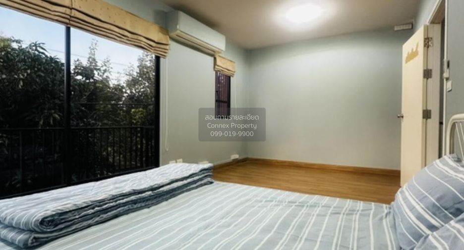 Casa adosada en alquiler de 3 habitaciones en Pak Kret, Nonthaburi