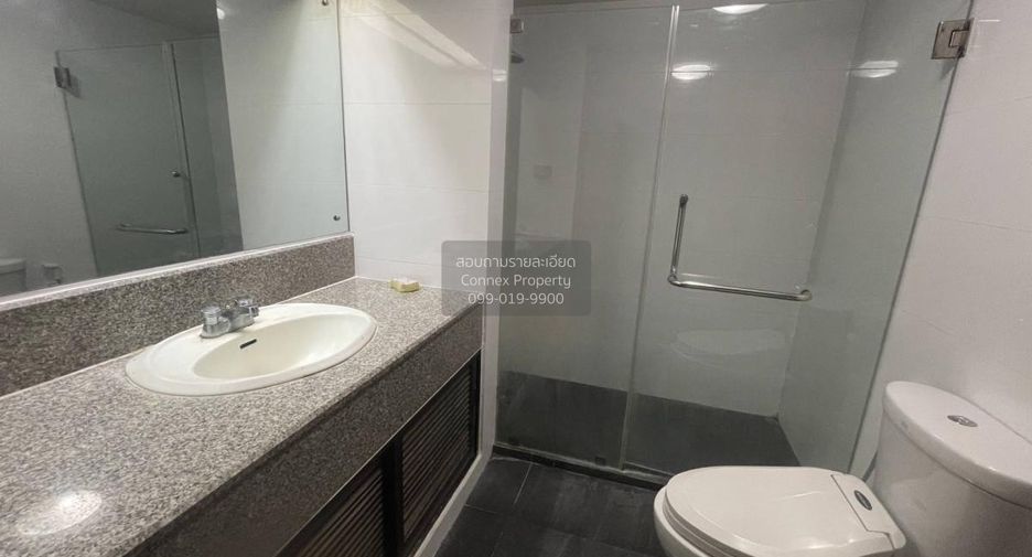 Condo en alquiler de 2 habitaciones en Khlong Toei, Bangkok