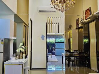 Casa en alquiler de 2 habitaciones en Bang Lamung, Chonburi
