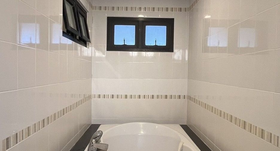 For rent 3 bedrooms villa in Kathu, Phuket