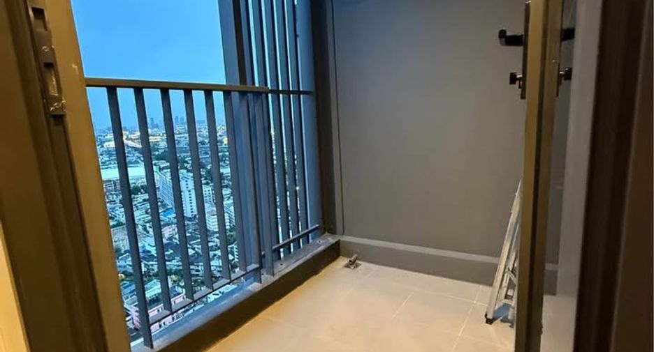 Condo en alquiler de 1 habitaciones en Khlong Toei, Bangkok