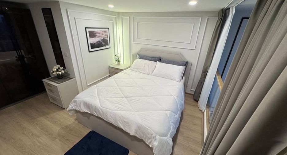 Condo en alquiler de 1 habitaciones en Khlong Toei, Bangkok