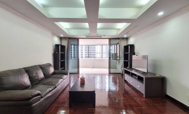 Condo en alquiler de 2 habitaciones en Khlong Toei, Bangkok