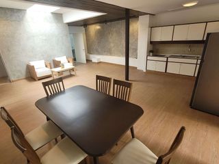 出租 2 卧室 独立屋 在 Khlong Toei, 曼谷