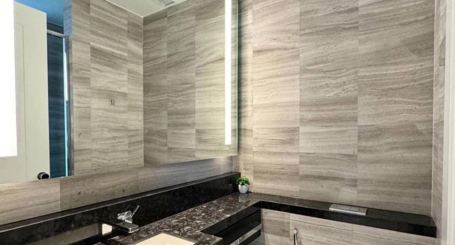Condo en alquiler de 2 habitaciones en Bang Kho Laem, Bangkok