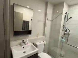 Condo en venta de estudio en Phra Khanong, Bangkok