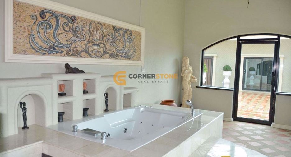 For rent 6 bedrooms house in Bang Lamung, Chonburi