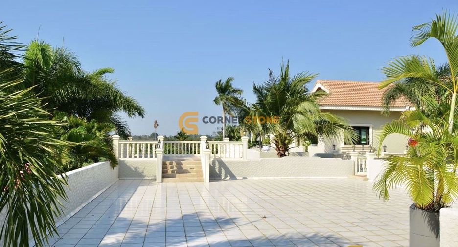 For rent 6 bedrooms house in Bang Lamung, Chonburi