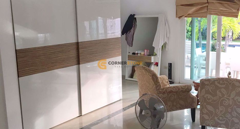 For sale 3 bedrooms house in Huay Yai, Pattaya