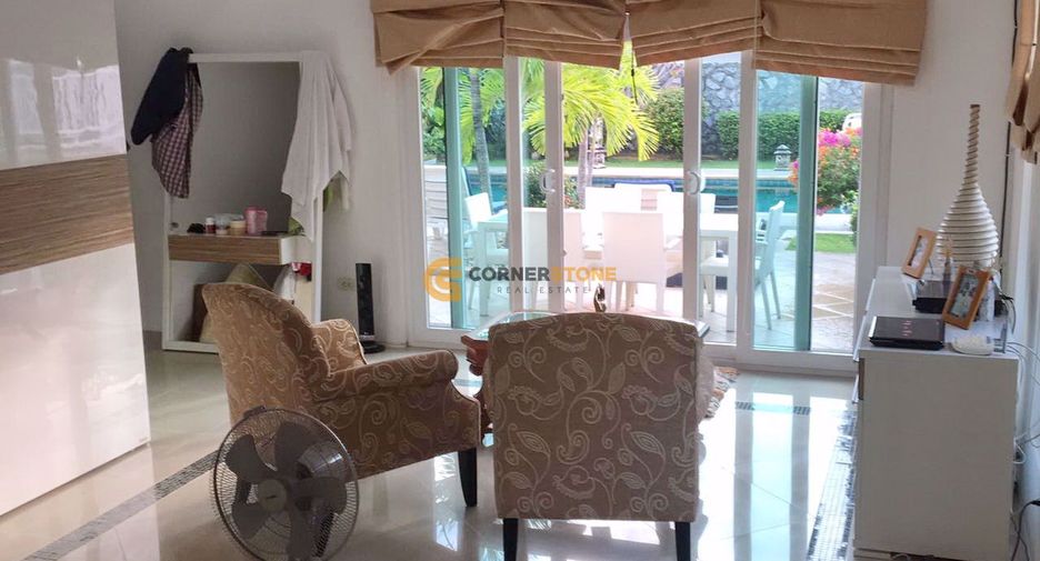 For sale 3 bedrooms house in Huay Yai, Pattaya