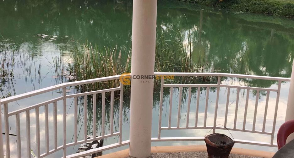 For sale 3 bedrooms house in Huay Yai, Pattaya