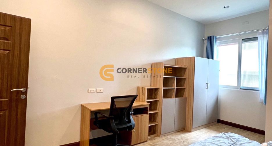 À vendre 6 chambres maison à Huay Yai, Pattaya