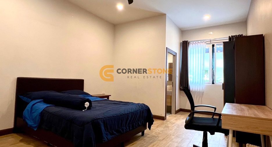 À vendre 6 chambres maison à Huay Yai, Pattaya