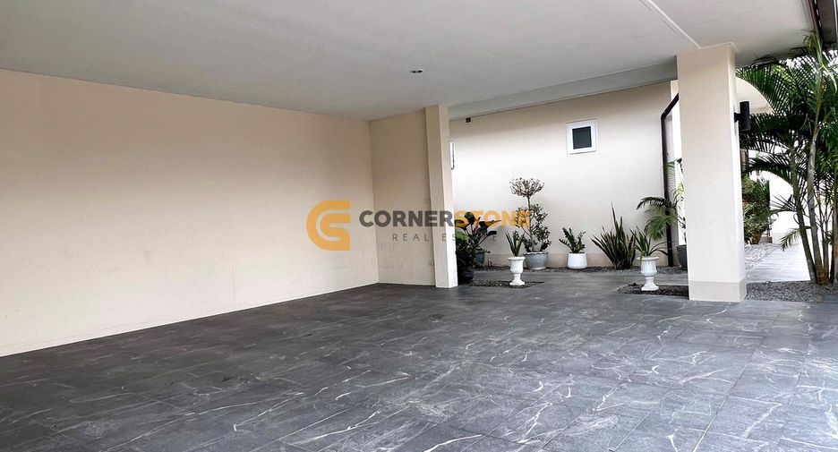 À vendre 6 chambres maison à Huay Yai, Pattaya