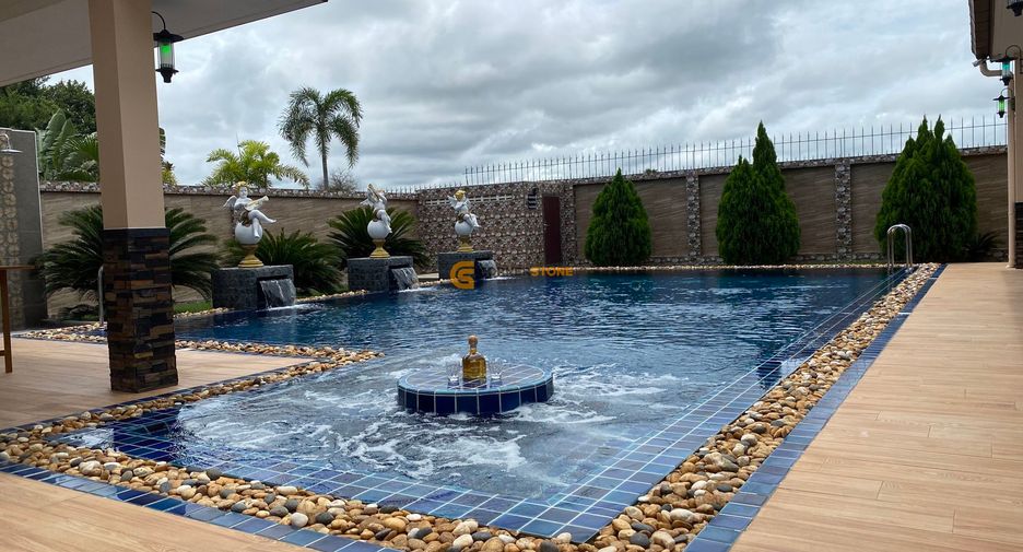 Casa en venta de 5 habitaciones en Huay Yai, Pattaya
