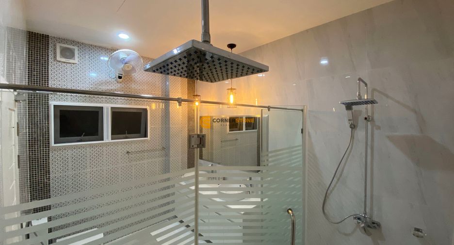 Casa en venta de 5 habitaciones en Huay Yai, Pattaya