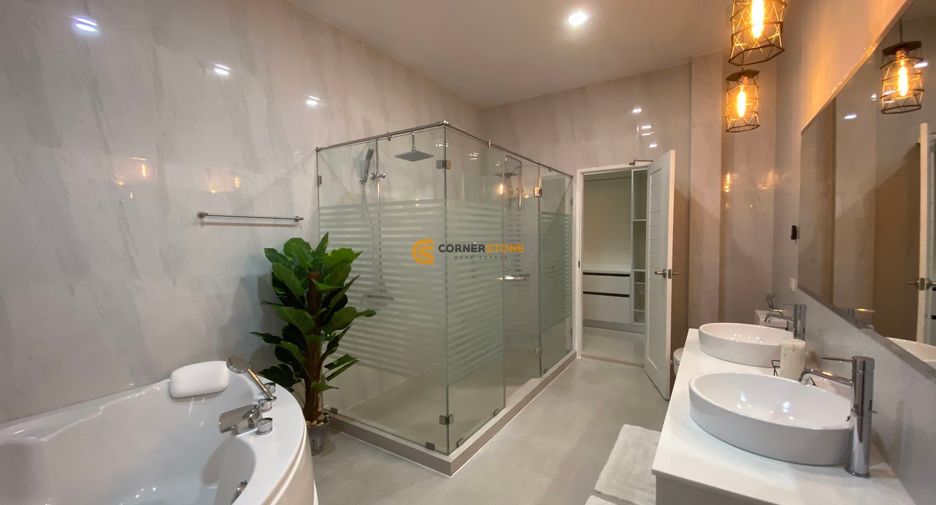 Casa en venta de 5 habitaciones en Huay Yai, Pattaya