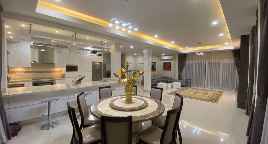 Casa en venta de 5 habitaciones en Huay Yai, Pattaya