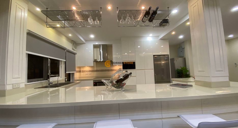 Casa en venta de 5 habitaciones en Huay Yai, Pattaya