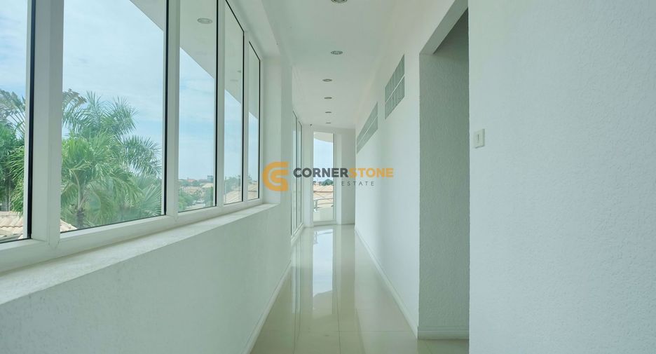 Haus zum Kauf mit 3 Zimmer in Bang Lamung, Chonburi